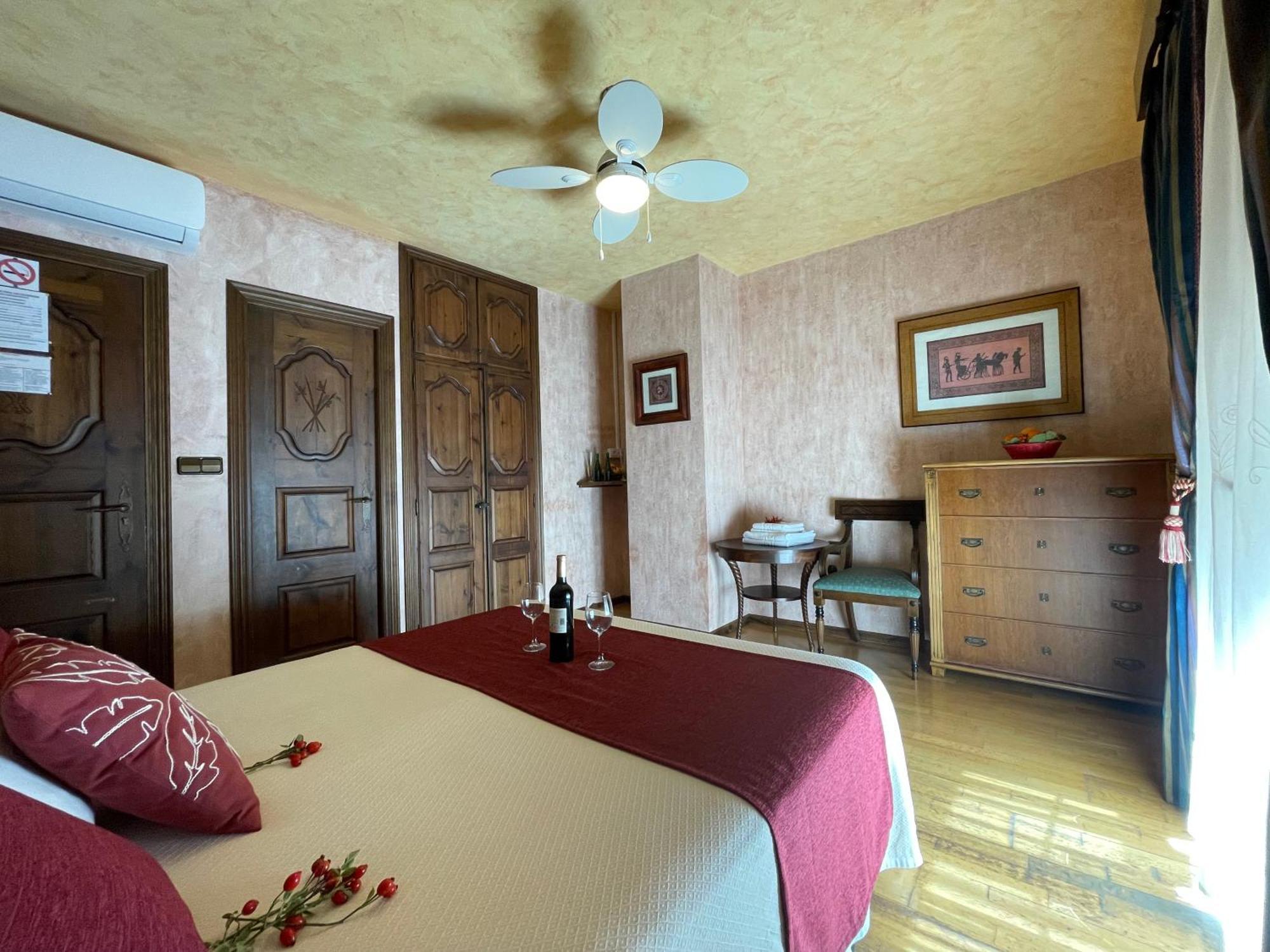 La Posada Del Hidalgo De Alarcón Exteriör bild